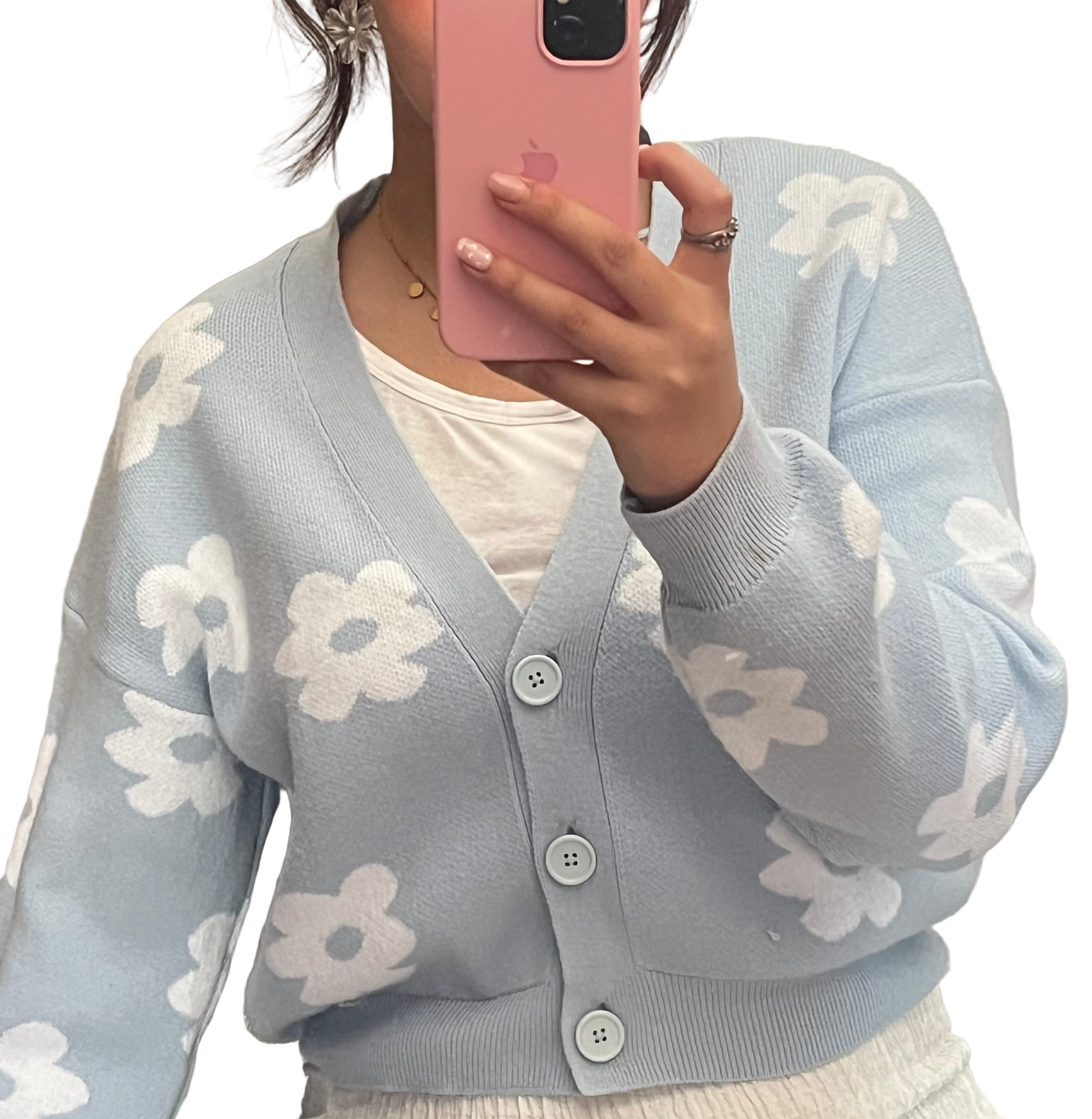 Light blue cute sweater 🌸