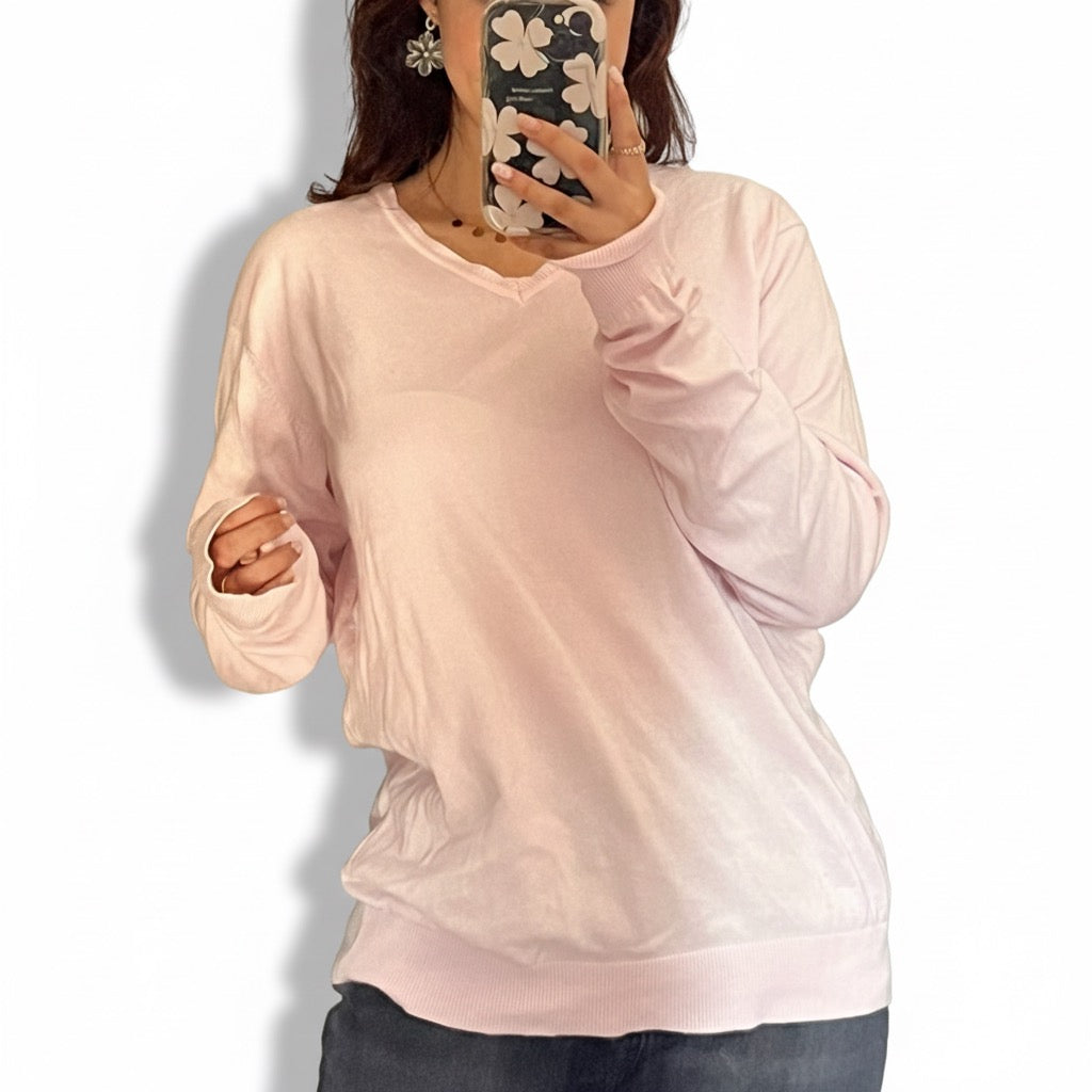 Baby pink H&M sweater 🌸