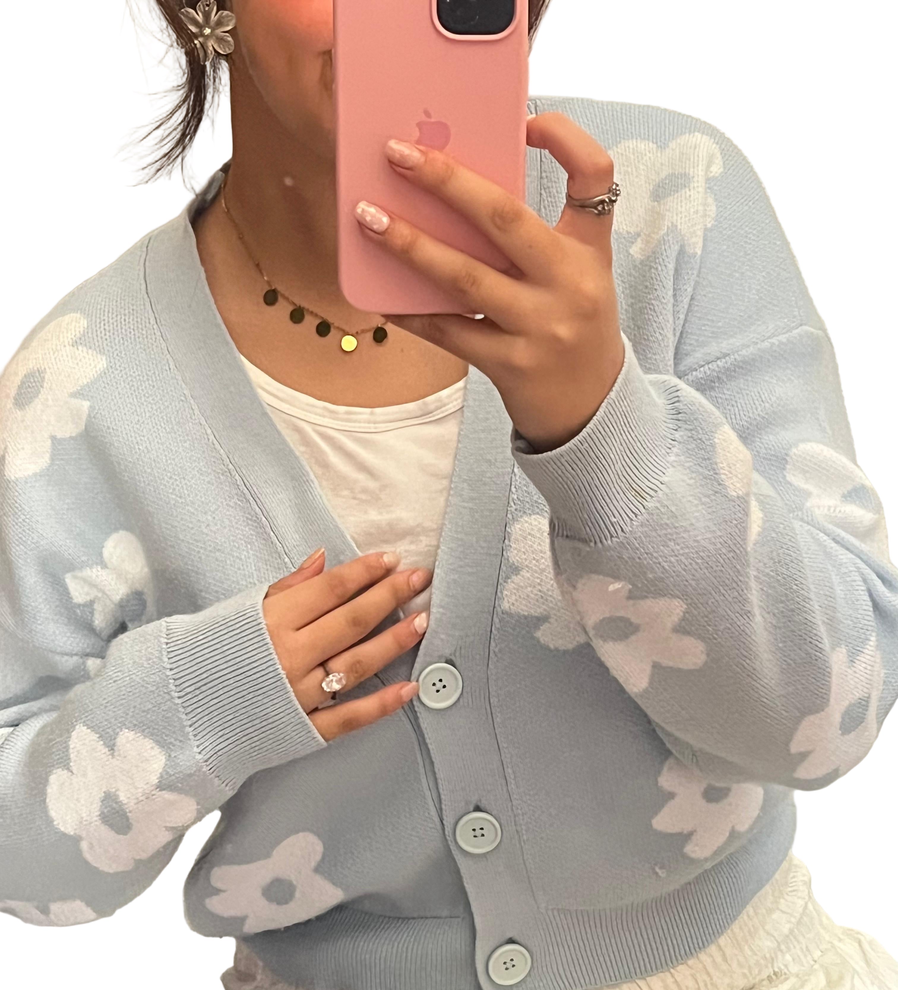 Light blue cute sweater 🌸