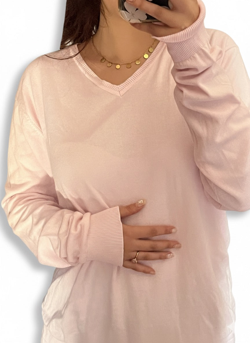 Baby pink H&M sweater 🌸