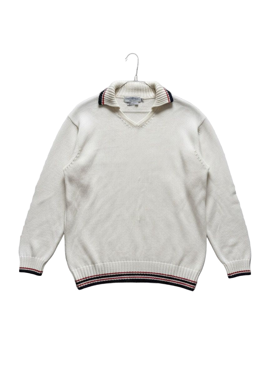 White sweater 🌸