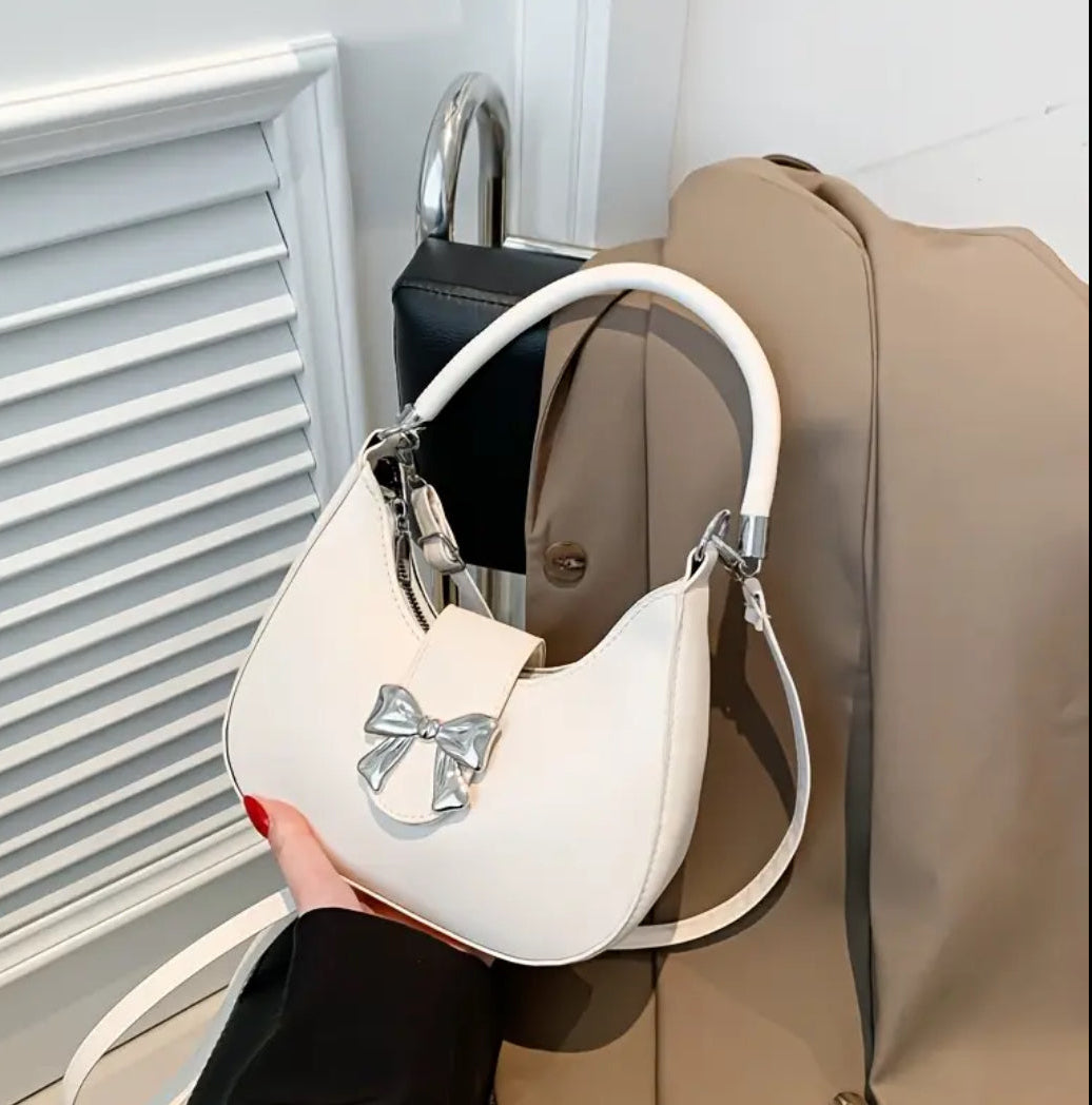 White bag 🌸