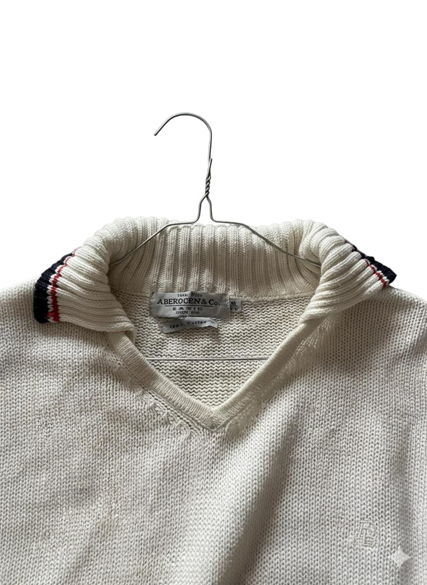 White sweater 🌸