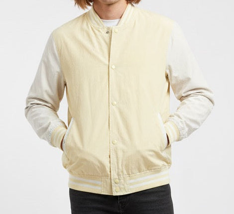 Pull&Bear jacket 🌸